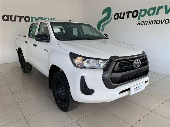 TOYOTA HILUX 2.8 D-4D TURBO DIESEL CD POWER PACK 4X4 MANUAL